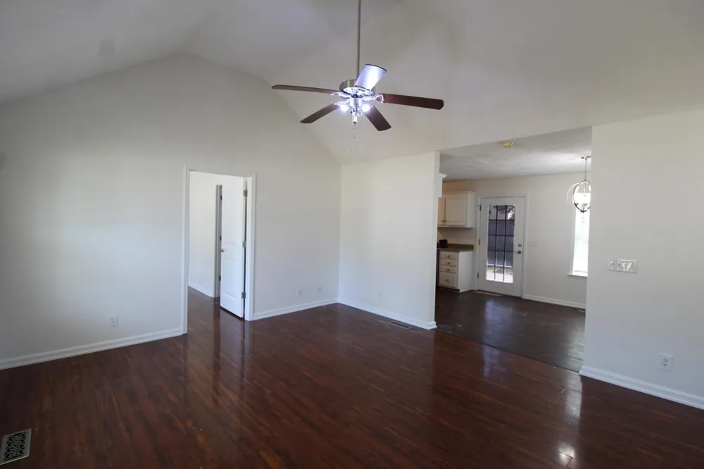 424 Indian Springs Circle Manchester, TN 37355