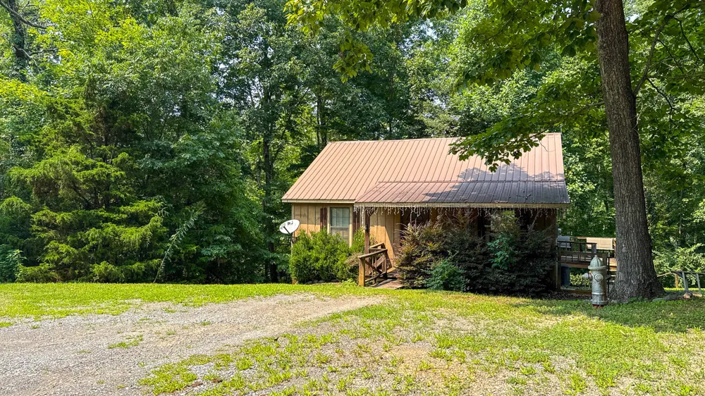 270 Summer Lane Trenton, GA 30752