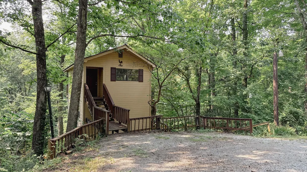 270 Summer Lane Trenton, GA 30752