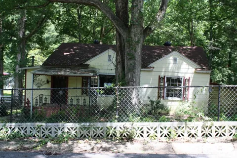 6 Lanier Drive