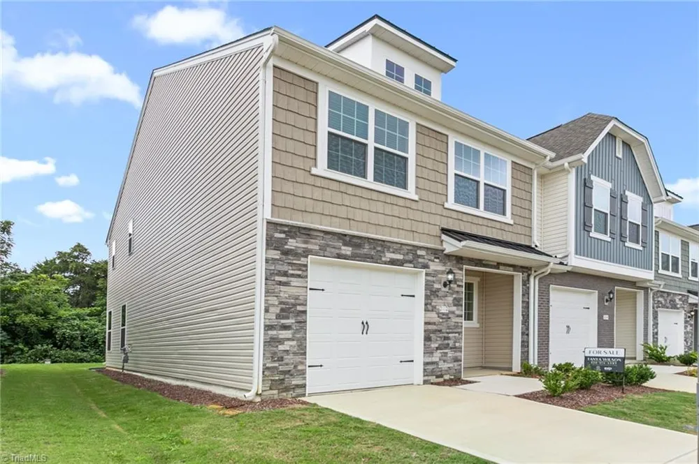 2112 Willow Glen Drive Graham, NC 27253