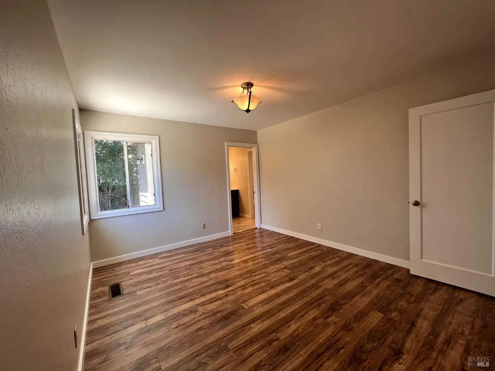 2109 Montecito Avenue Santa Rosa, CA 95404