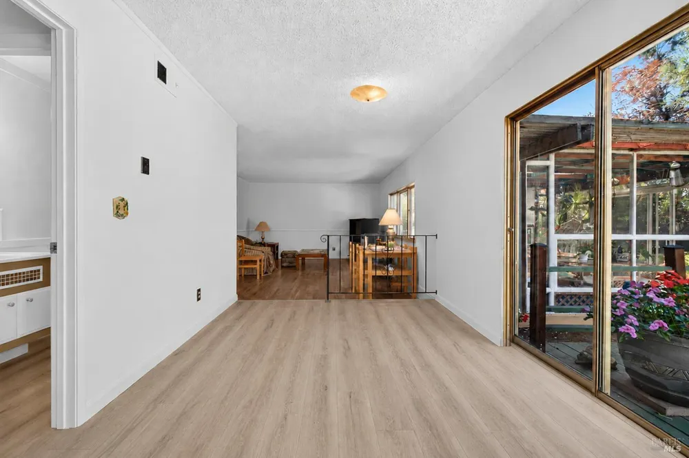 901 Catalpa Way Petaluma, CA 94954