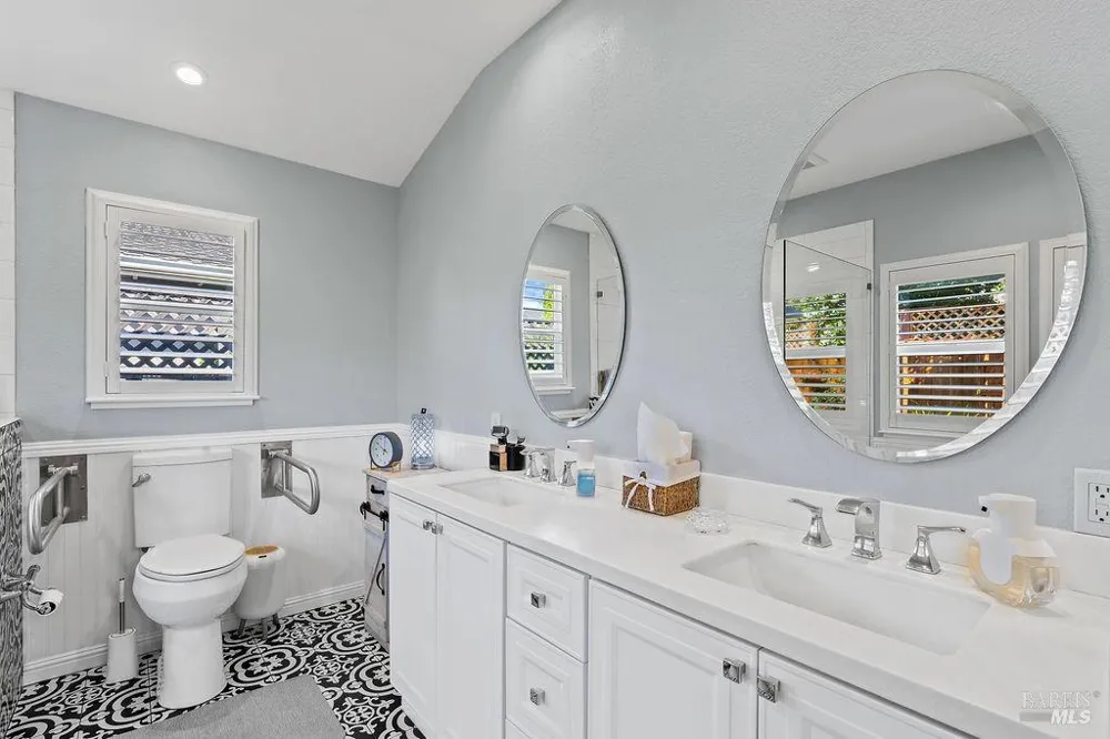 49 Wine Press Way Napa, CA 94558
