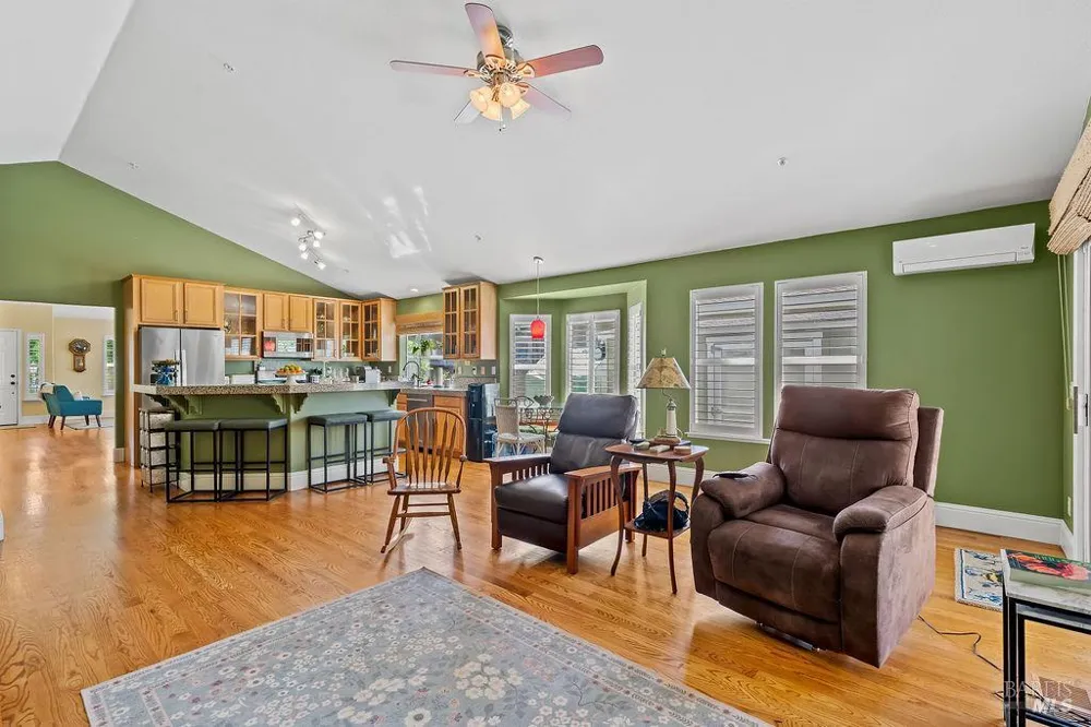 49 Wine Press Way Napa, CA 94558