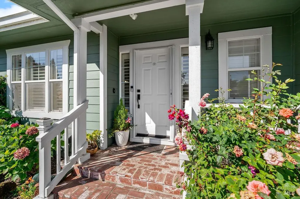 49 Wine Press Way Napa, CA 94558