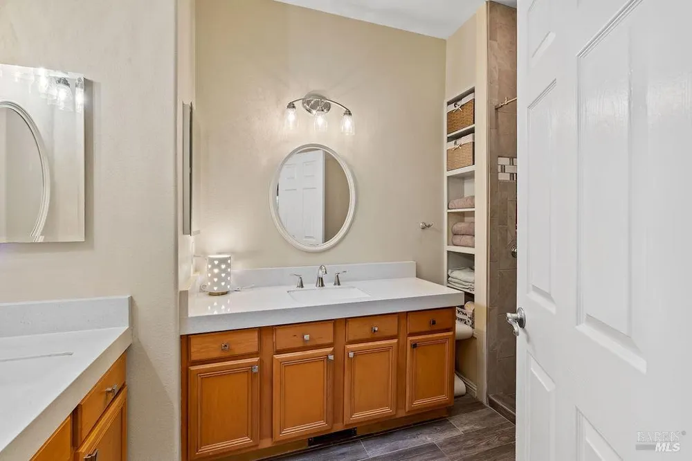 49 Wine Press Way Napa, CA 94558
