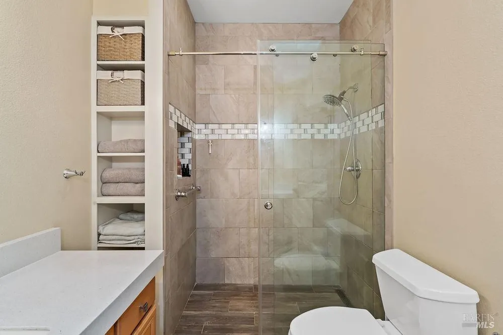 49 Wine Press Way Napa, CA 94558