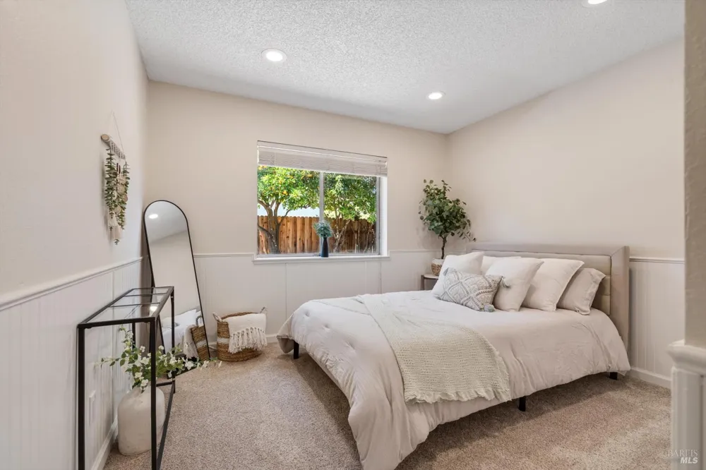902 Whitney Avenue Suisun City, CA 94585