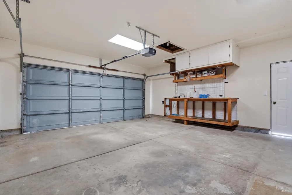 902 Whitney Avenue Suisun City, CA 94585