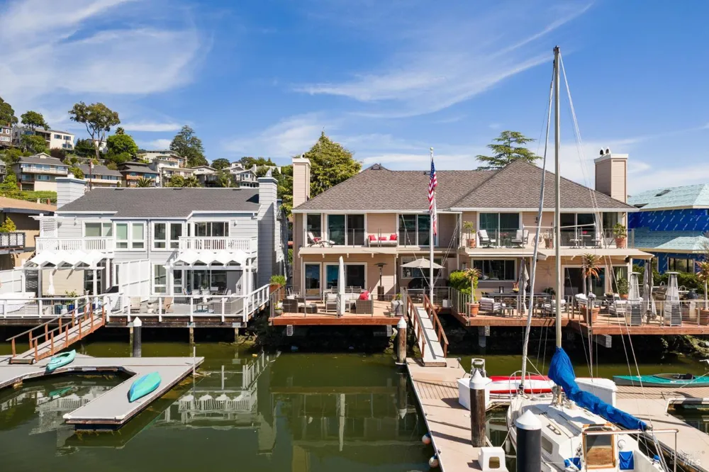 24 Mooring Road San Rafael, CA 94901