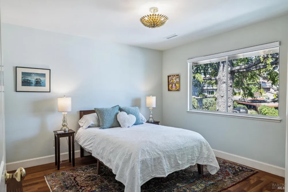 24 Mooring Road San Rafael, CA 94901