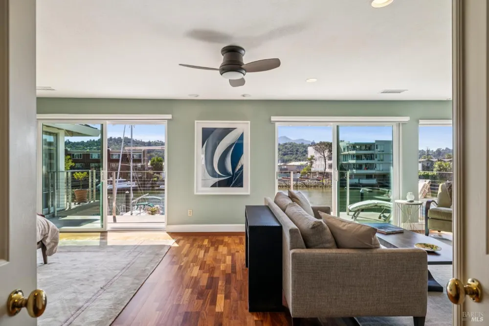 24 Mooring Road San Rafael, CA 94901
