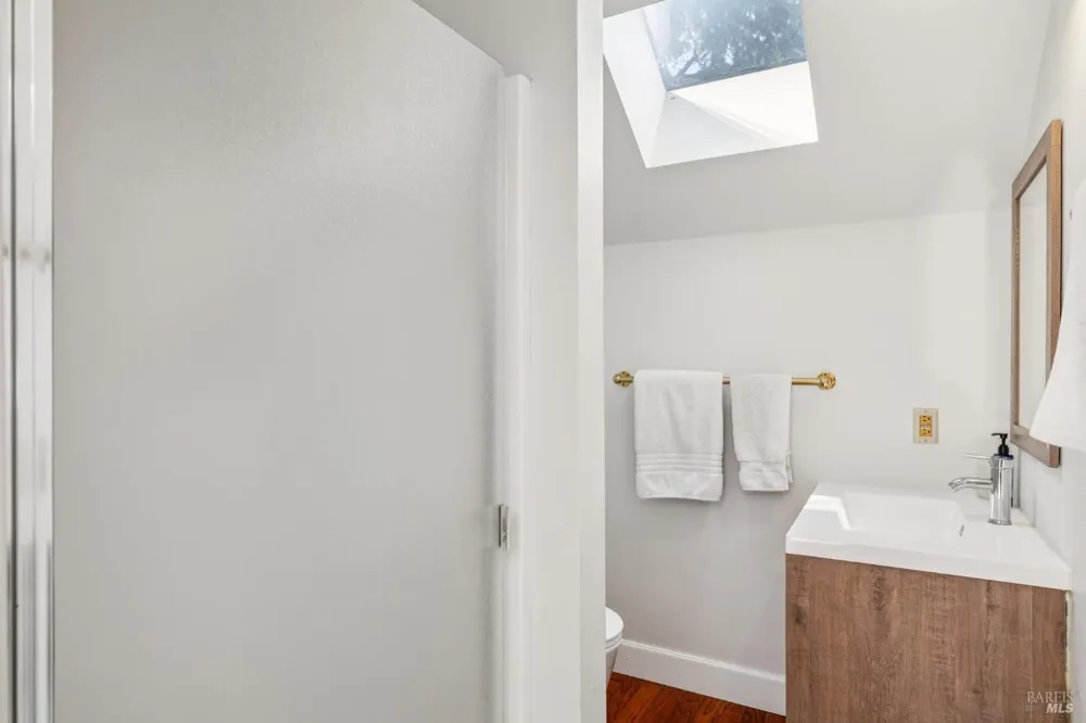 24 Mooring Road San Rafael, CA 94901