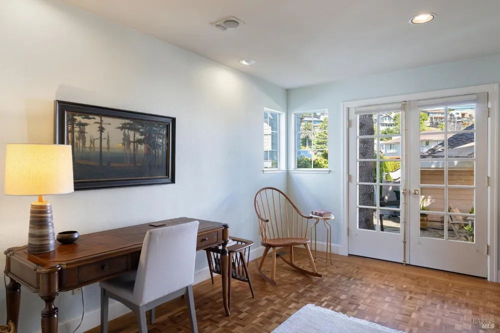 24 Mooring Road San Rafael, CA 94901