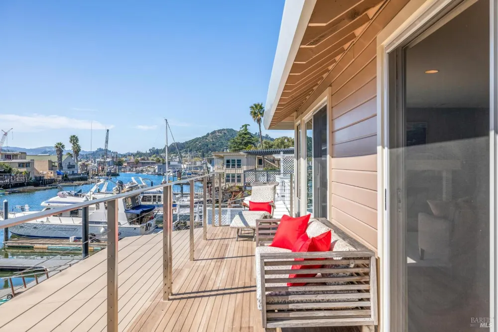 24 Mooring Road San Rafael, CA 94901