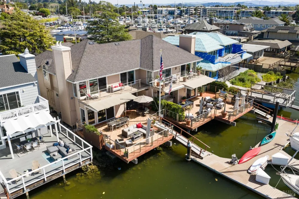 24 Mooring Road San Rafael, CA 94901