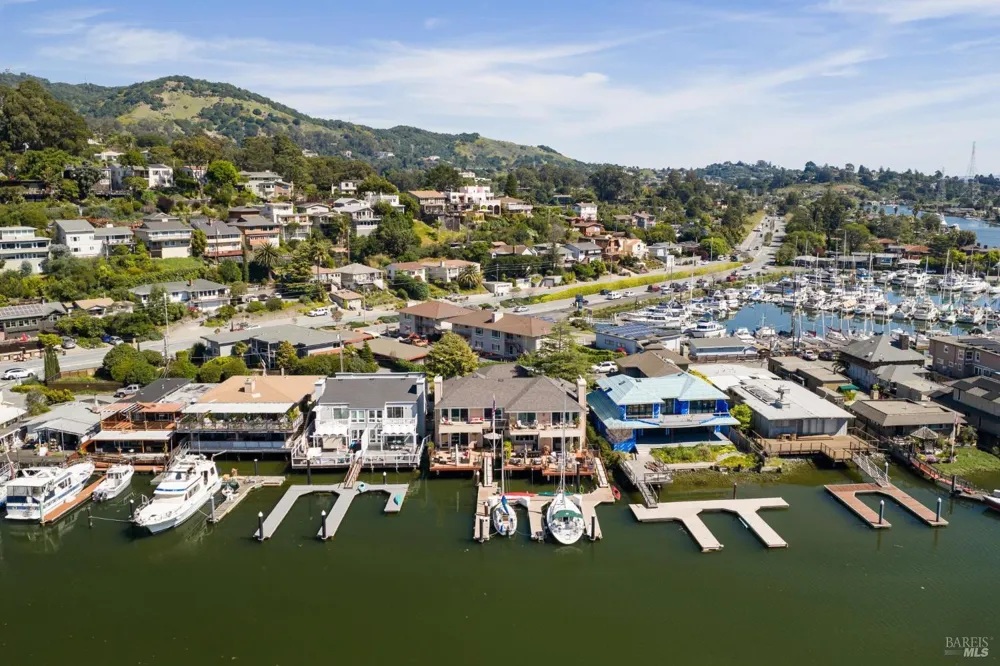 24 Mooring Road San Rafael, CA 94901