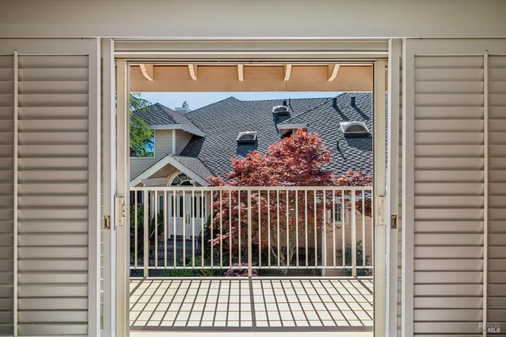 24 Mooring Road San Rafael, CA 94901