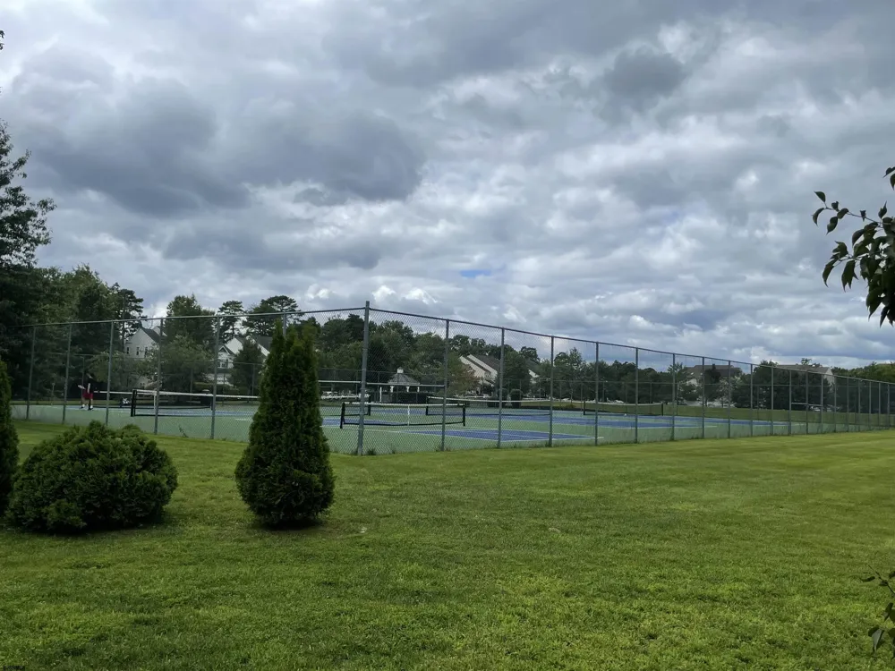 77 Meadow Cir Mays Landing, NJ 08330