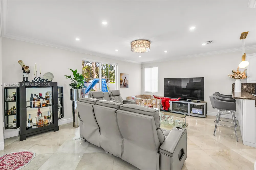 2776 SW 143rd Pl Miami, FL 33175