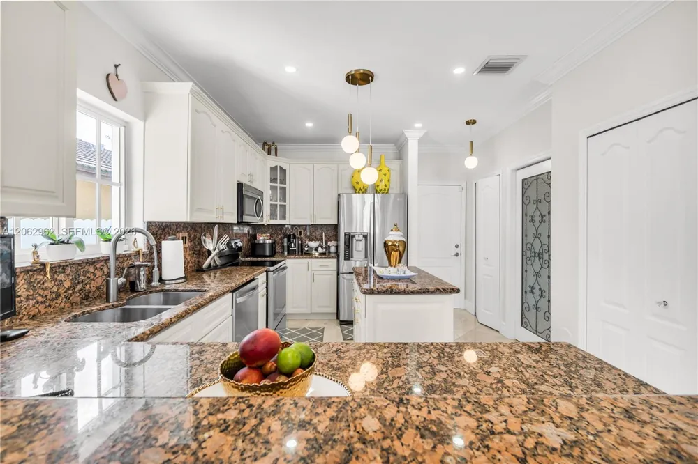 2776 SW 143rd Pl Miami, FL 33175