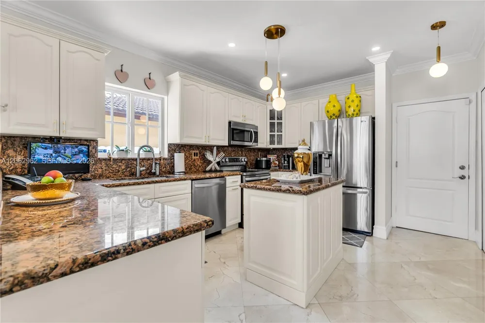2776 SW 143rd Pl Miami, FL 33175