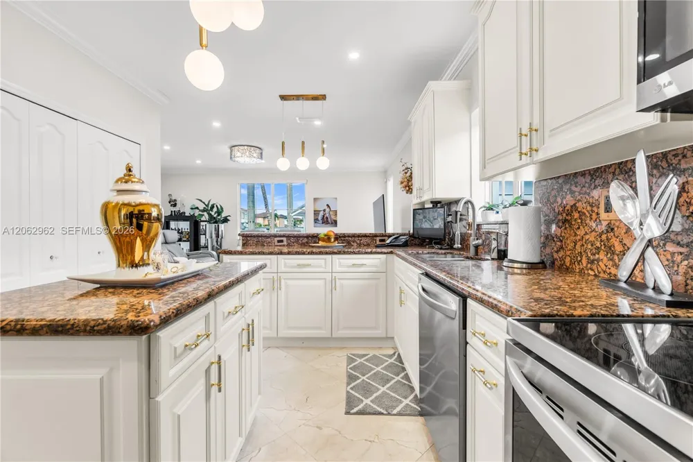 2776 SW 143rd Pl Miami, FL 33175