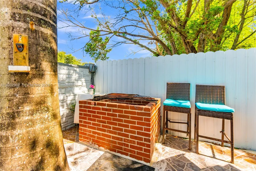 2776 SW 143rd Pl Miami, FL 33175