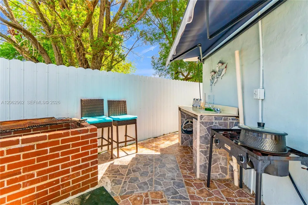 2776 SW 143rd Pl Miami, FL 33175