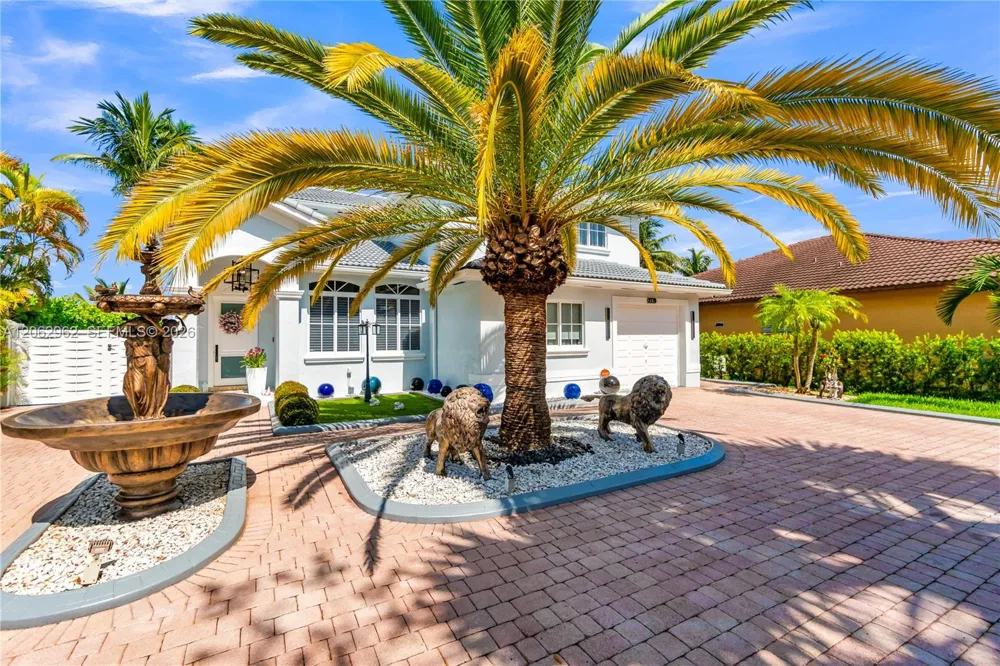 2776 SW 143rd Pl Miami, FL 33175