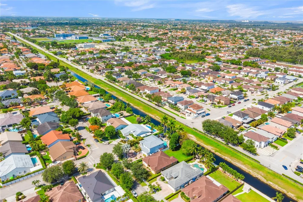 2776 SW 143rd Pl Miami, FL 33175
