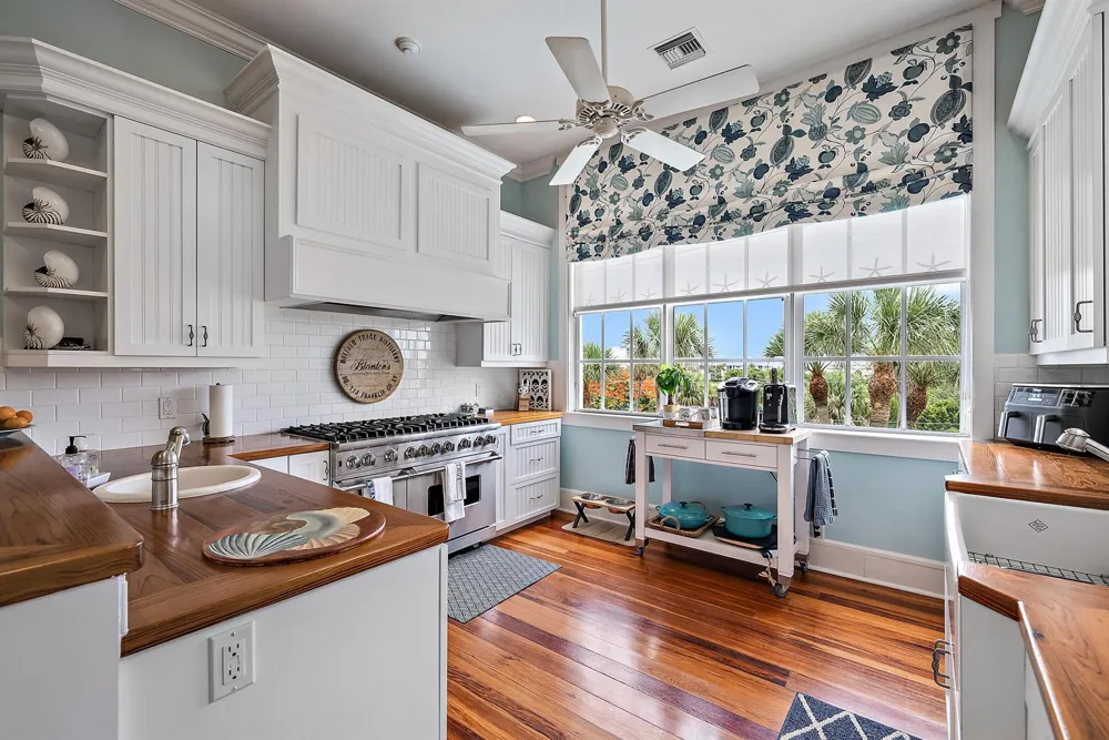 410 Old Towne Lane Juno Beach, FL 33408