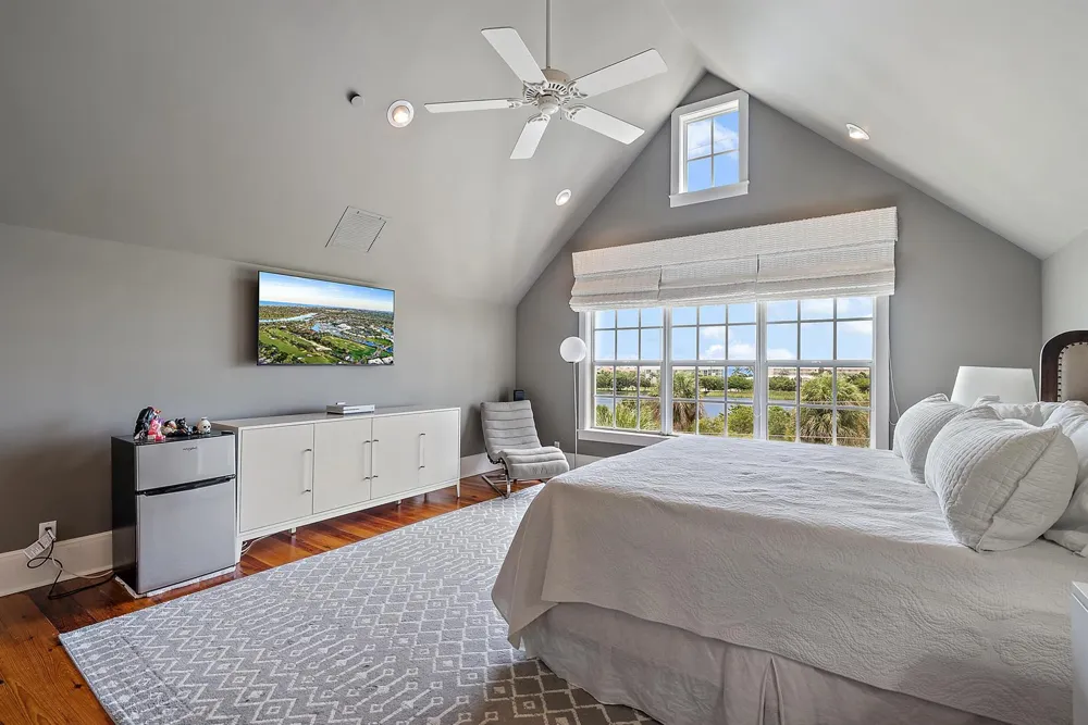410 Old Towne Lane Juno Beach, FL 33408