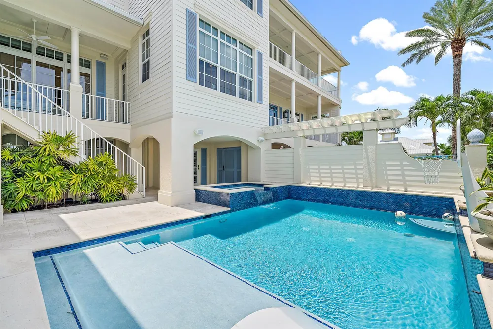 410 Old Towne Lane Juno Beach, FL 33408