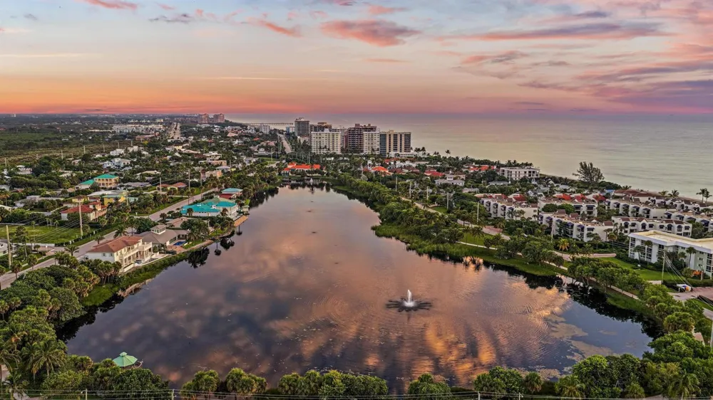 410 Old Towne Lane Juno Beach, FL 33408