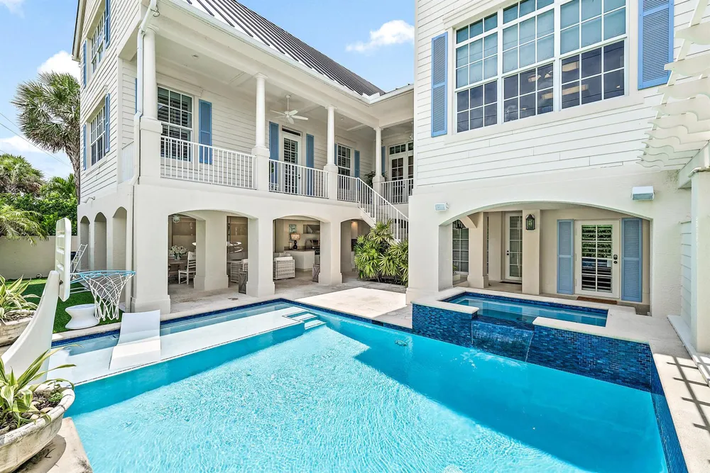 410 Old Towne Lane Juno Beach, FL 33408