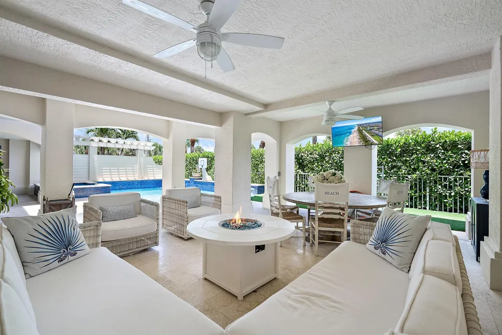 410 Old Towne Lane Juno Beach, FL 33408
