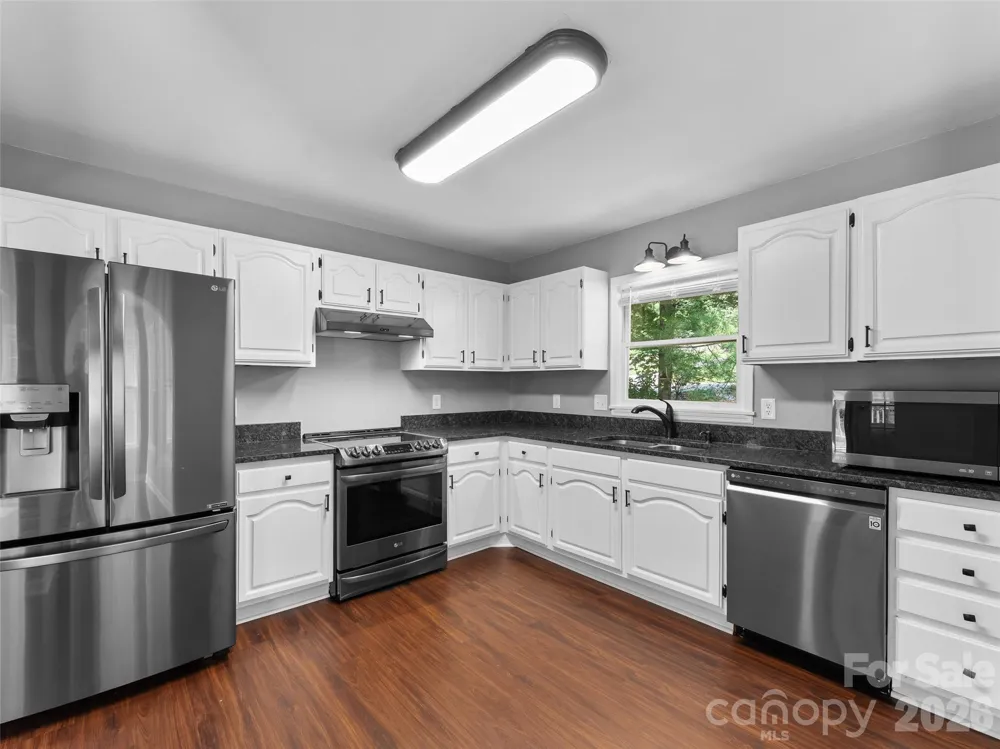 218 Junaluska Oaks Drive Waynesville, NC 28786