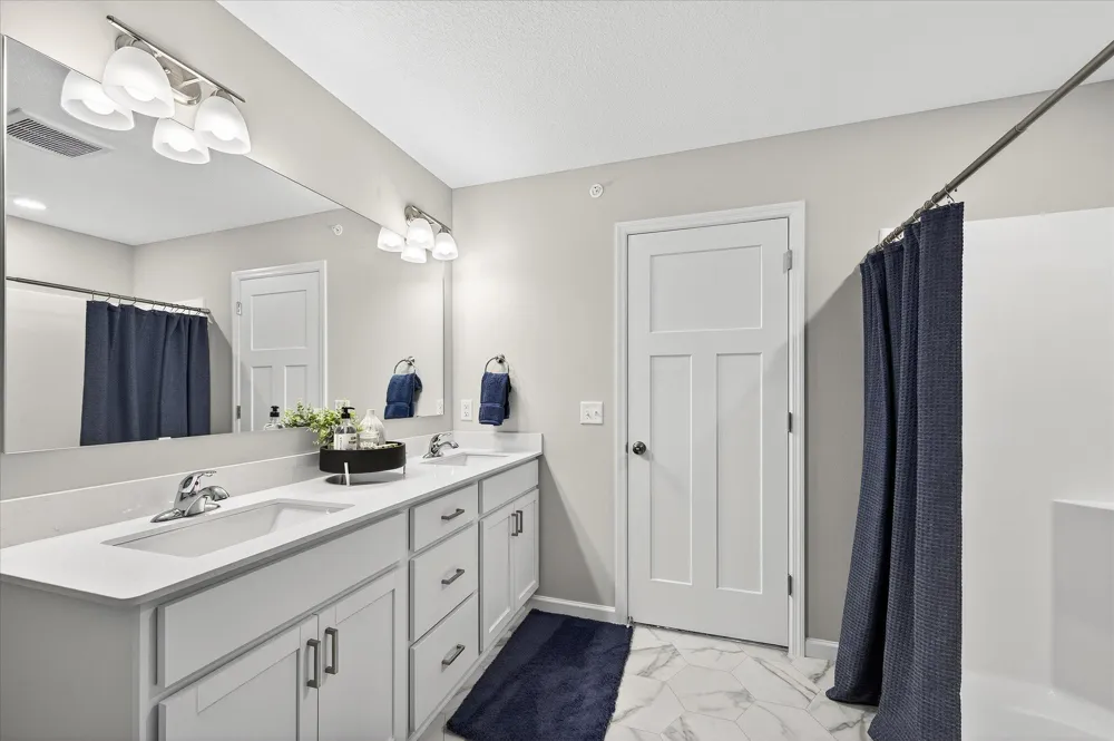 8816 Riverstone Avenue NE Monticello, MN 55362