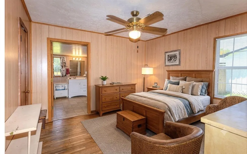 165 County Road 2359 Liberty, TX 77575