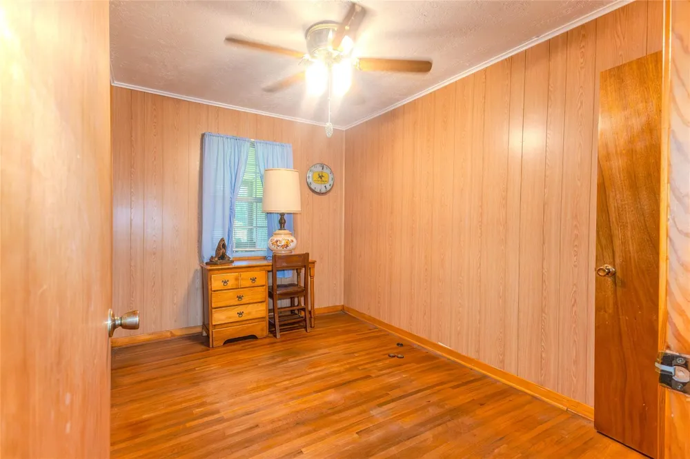 165 County Road 2359 Liberty, TX 77575