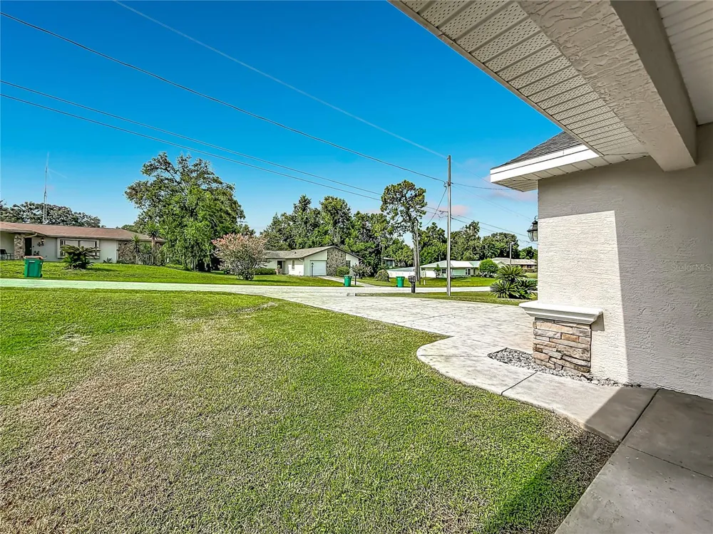 312 CLARK STREET Inverness, FL 34452