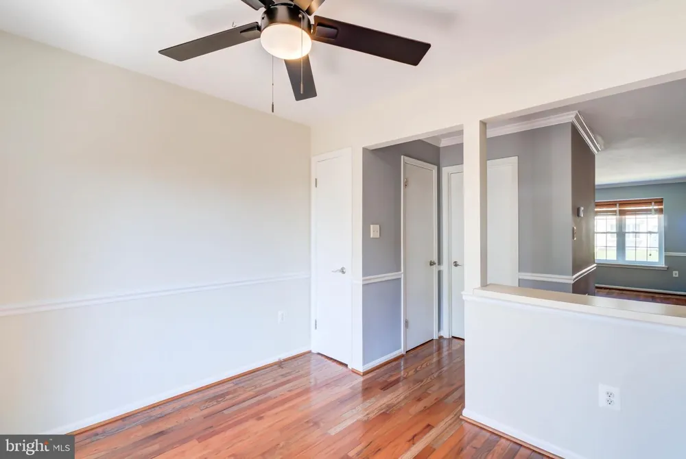 14536 CASTLEFORD COURT Centreville, VA 20121