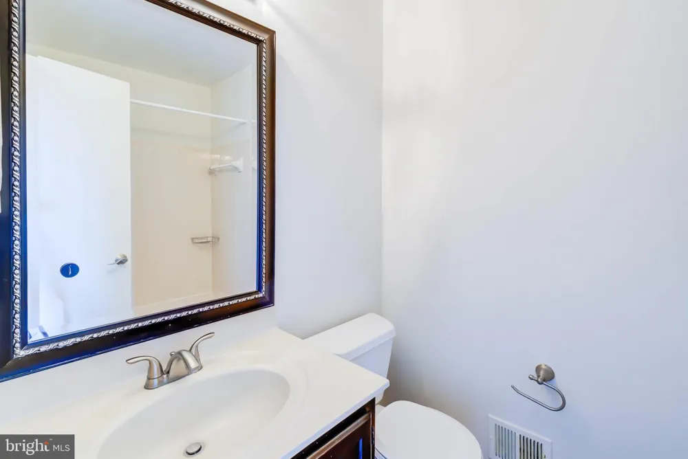 14536 CASTLEFORD COURT Centreville, VA 20121