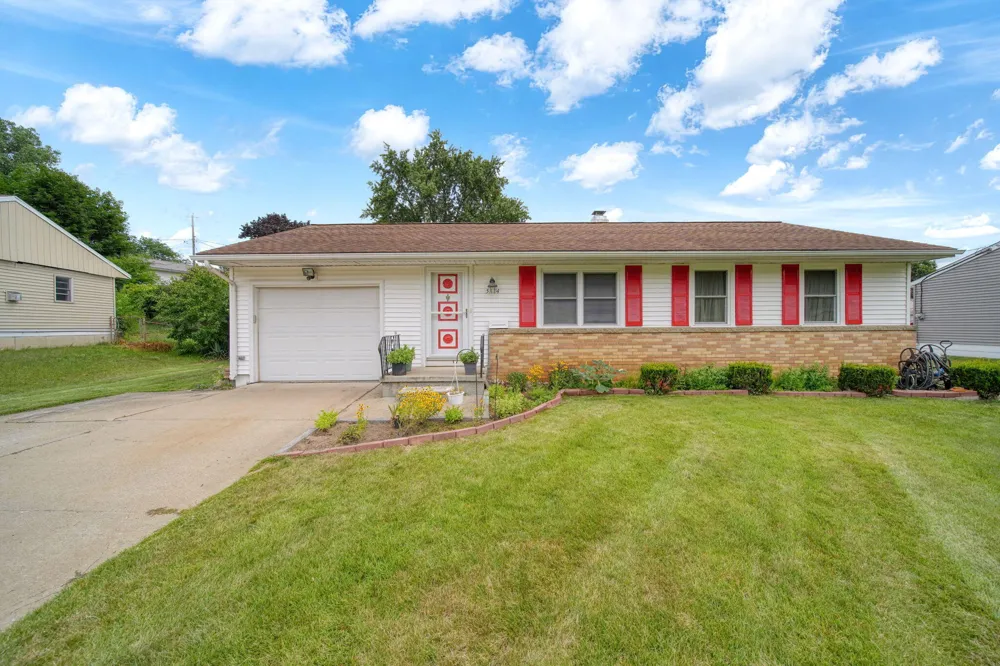 5574 Dogwood Drive Jackson, MI 49201