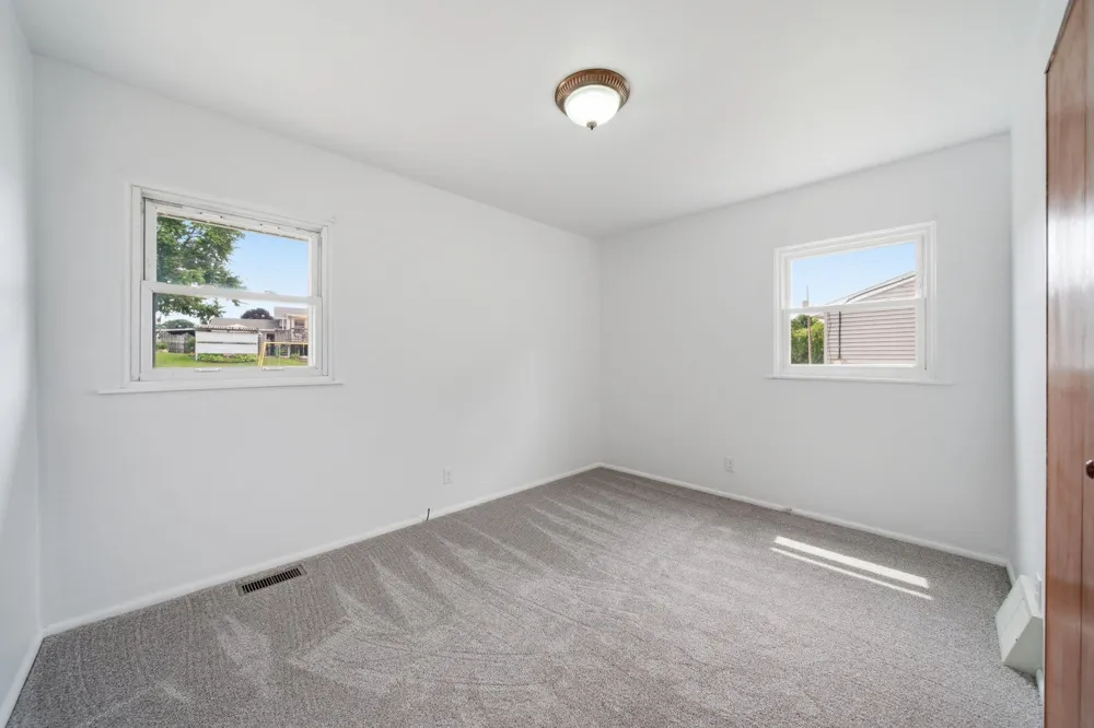 5574 Dogwood Drive Jackson, MI 49201