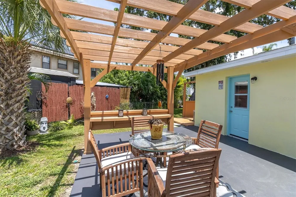7213 PENINSULAR DRIVE New Port Richey, FL 34652