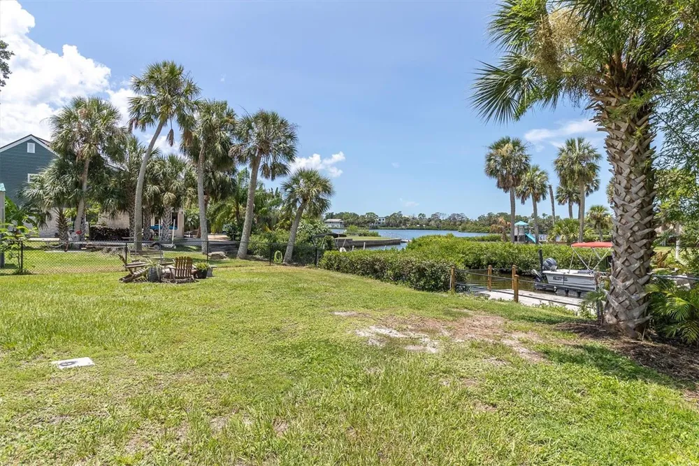 7213 PENINSULAR DRIVE New Port Richey, FL 34652