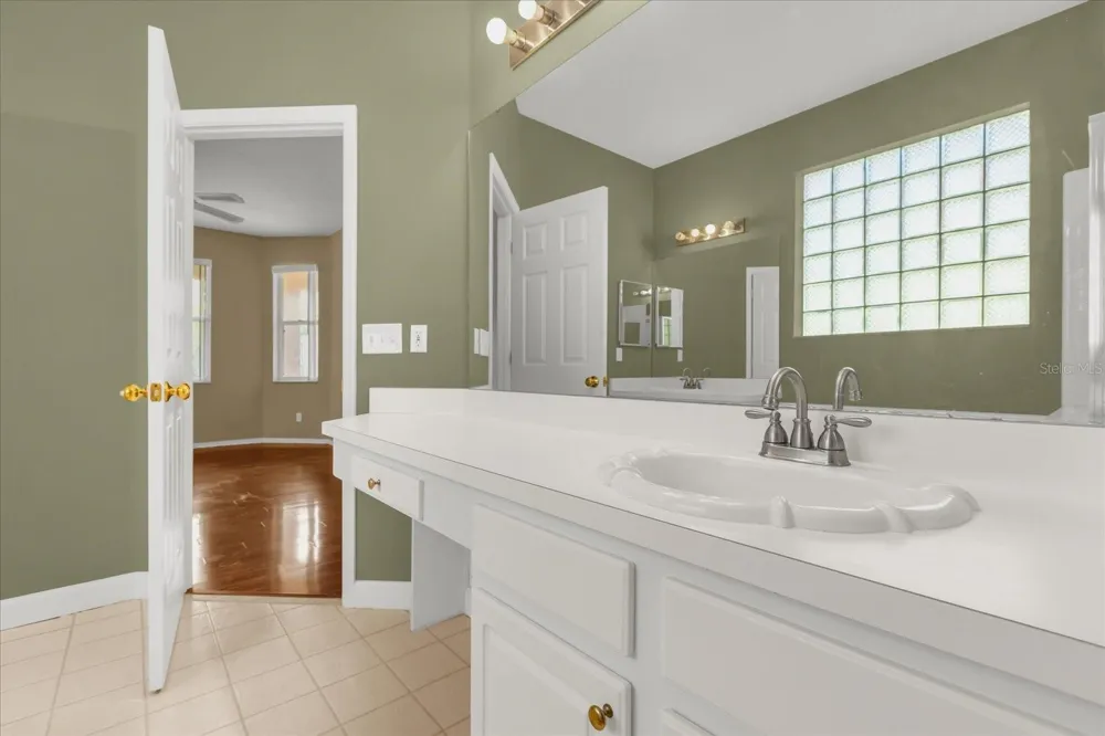 5653 MAGNOLIA BLOOM TERRACE Oviedo, FL 32765